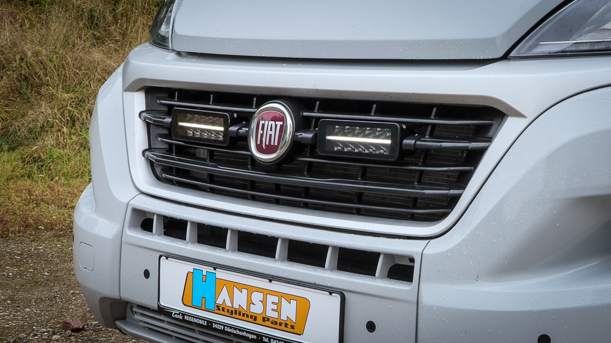 Euralight Kühlergrill Kit passend für Fiat Ducato Gen. 7 (2014-2021) inkl. 2x LED-Fernscheinwerfer 8" Black Penta