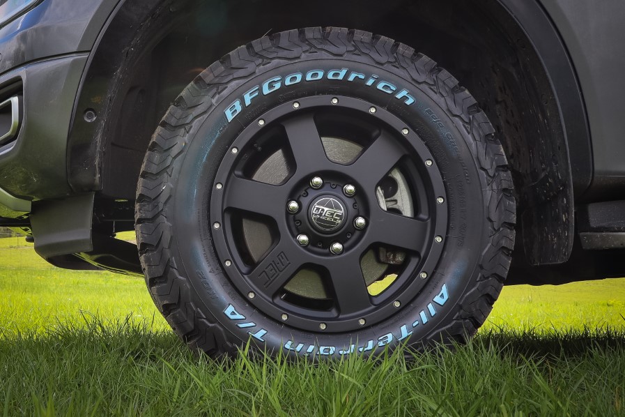 1x Alufelge W-TEC All Terrain 17" passend für Ford Ranger Raptor (2019-2022)