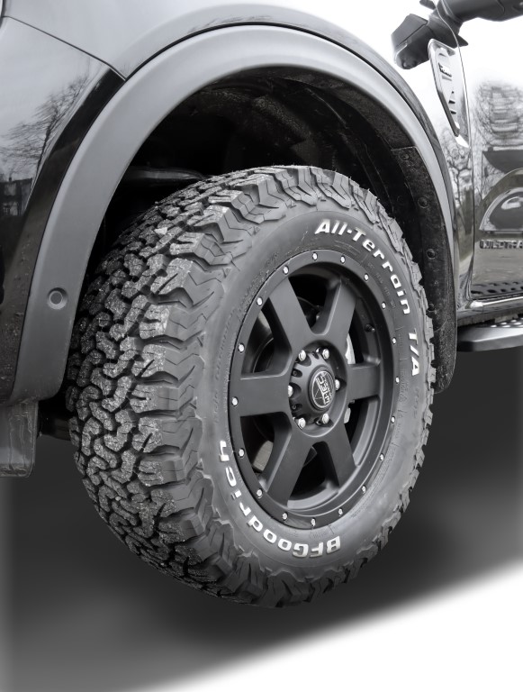 1x Alufelge W-TEC All Terrain 8x18 ET+45  passend für VW Amarok (2023-)